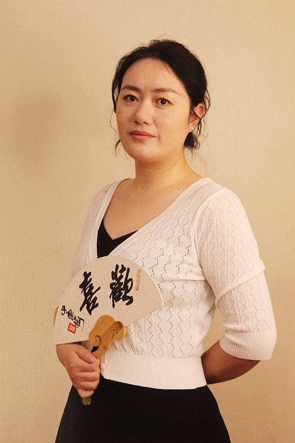 长武石亚利 研究生学历,毕业于陕西师范大学